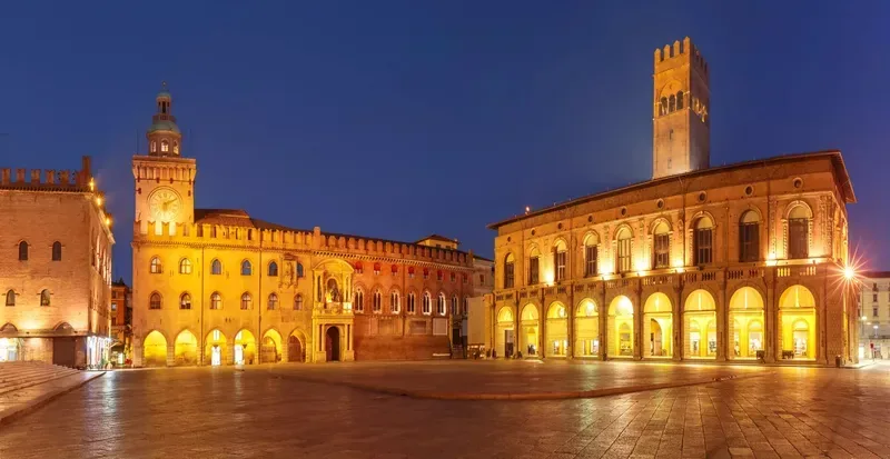 Bologna at night