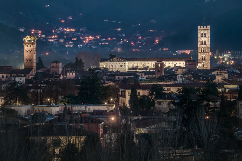 Lucca at night